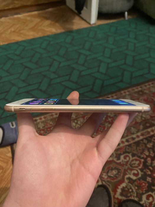 Обменяю Iphone 8 plus