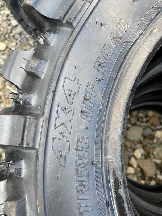 205 70 15 Equipe Simex Trekker Off ROAD