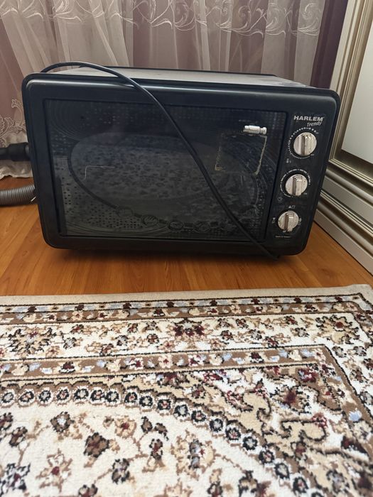 Электропечь ,в хорошем срстоянии!!!