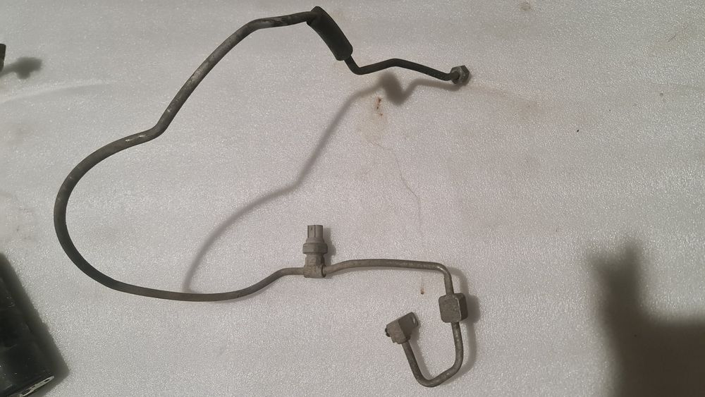 Трубки кондиционера.