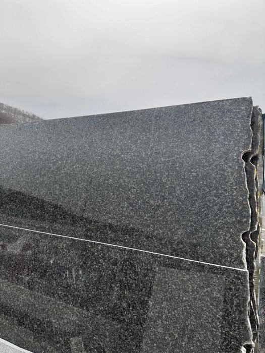Granit negru pentru interior si exterior