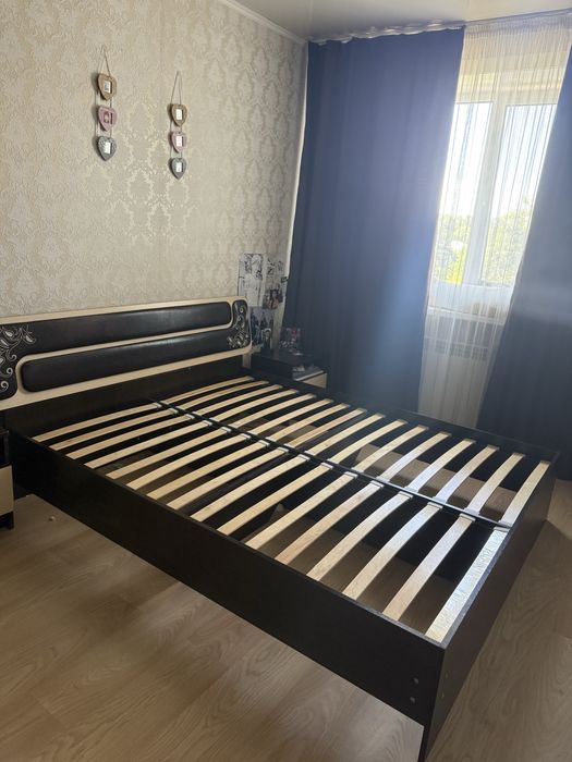 Продам двухспальную кровать