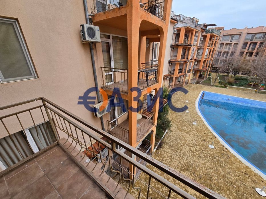 Продава се Двустаен апартамент в к.к. Слънчев бряг - 60 кв.м за 934 €/кв.м - Снимка #6