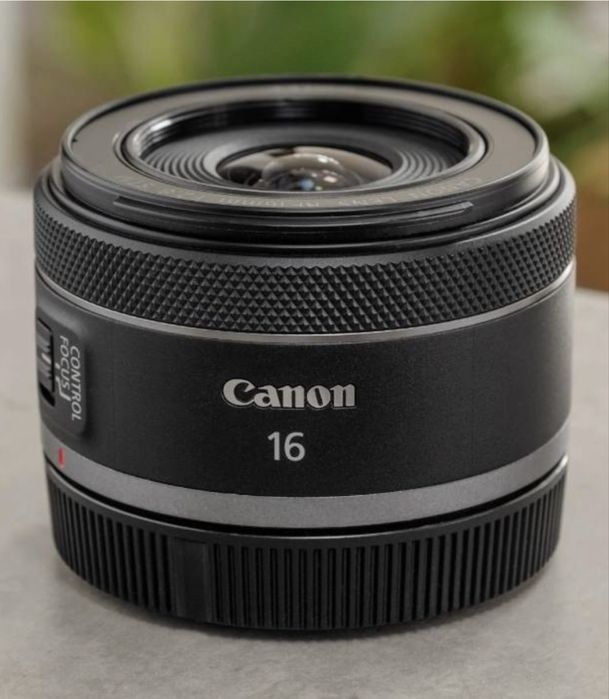 Продам объектив canon 16mm 2.8