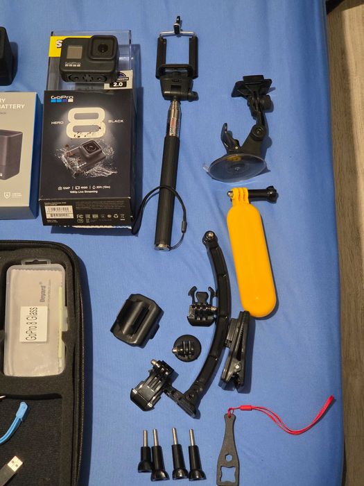 GoPro Hero 8 + accesorii