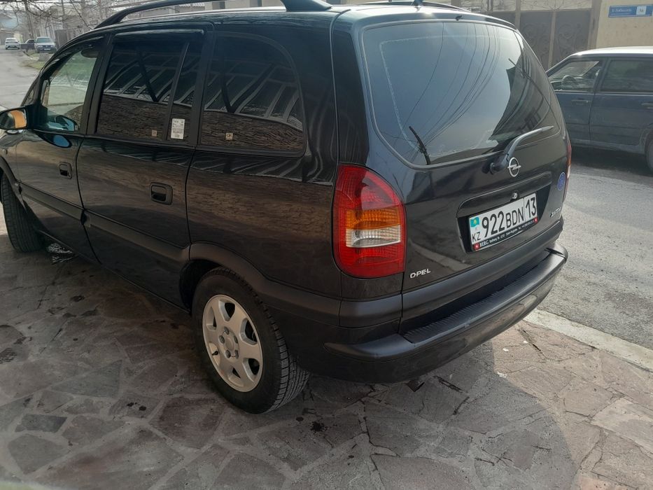 Продам Opel Zafira