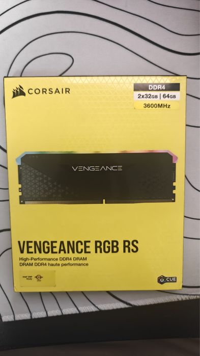 Memorie CORSAIR Vengeance RGB, 64GB (2x32GB) DDR4, 3600MHz CL18