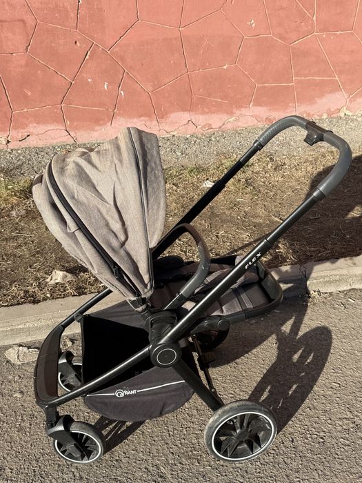 Продам коляску 2в1