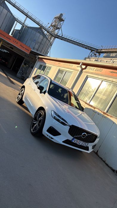 VOLVO XC60 2021 — imagine 5