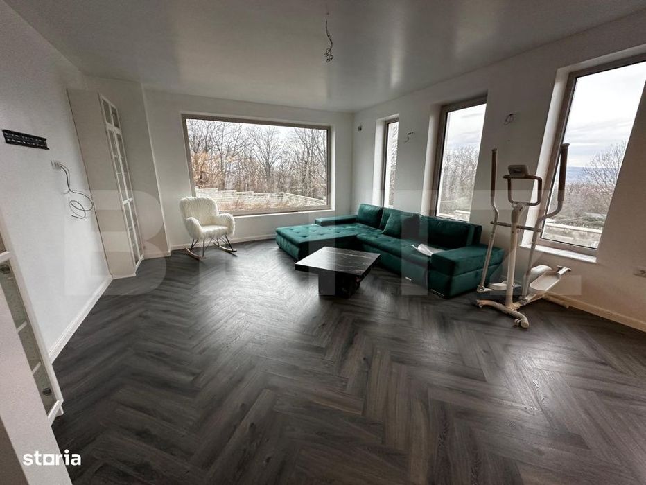 Locuinta + curte 1000 mp, 220 mp utili, zona Schit