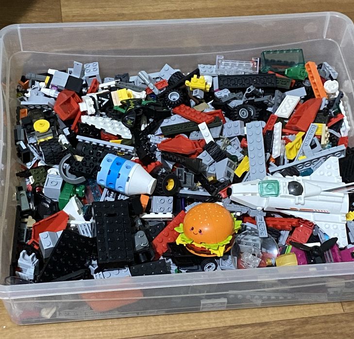 Продаю лего полную корзину