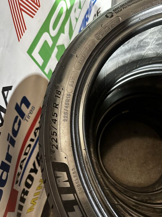 Set Complet 225/45 R18 95Y XL | 255/40 R18 99Y XL - Michelin Primacy 4 Oferta