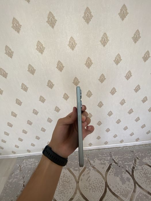 Poco F6 ( Redmi K70 )