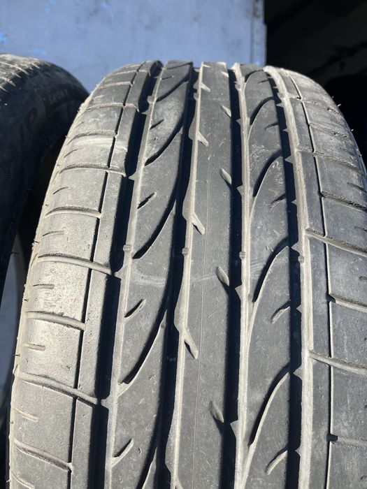 2 бр. летни гуми 235/45/19 Bridgestone DOT 1222 5/6 mm