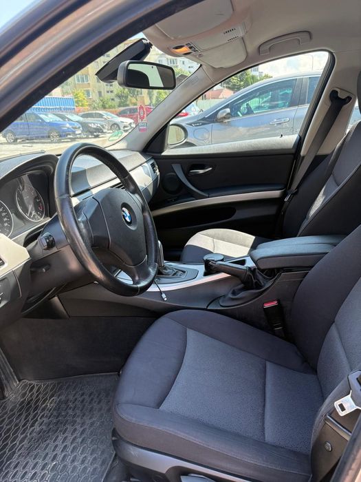 BMW 320i E90 2005 Automat Benzină