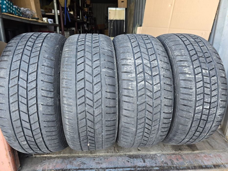 Продам шину 215/55 R17