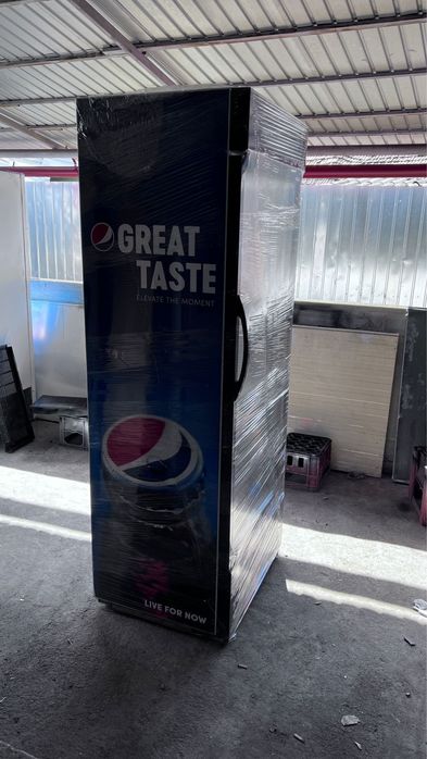 Vitrina frigorifica verticala mica simpla