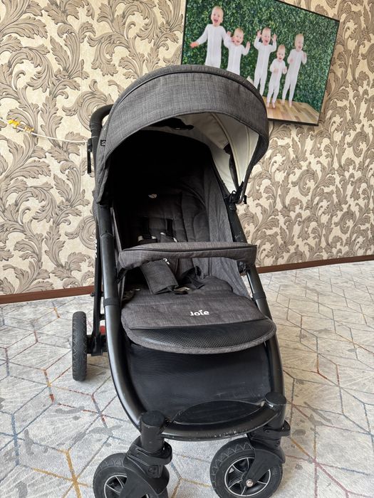 Продам детскую коляску