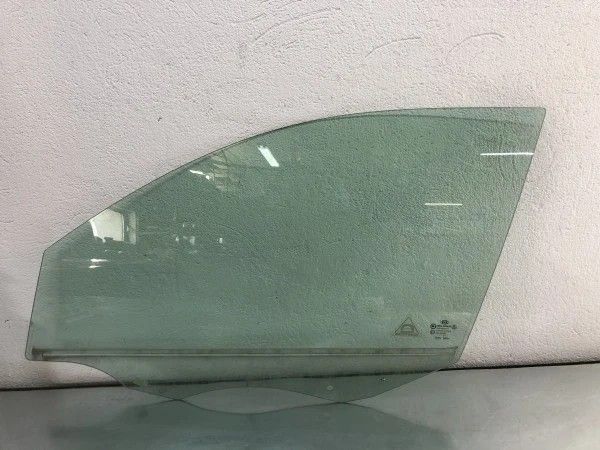 Geam stanga fata Kia Sorento BL 2013 cod 824112P010