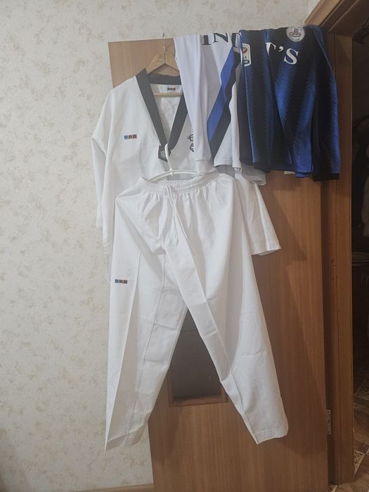 Продам костюм для спорта