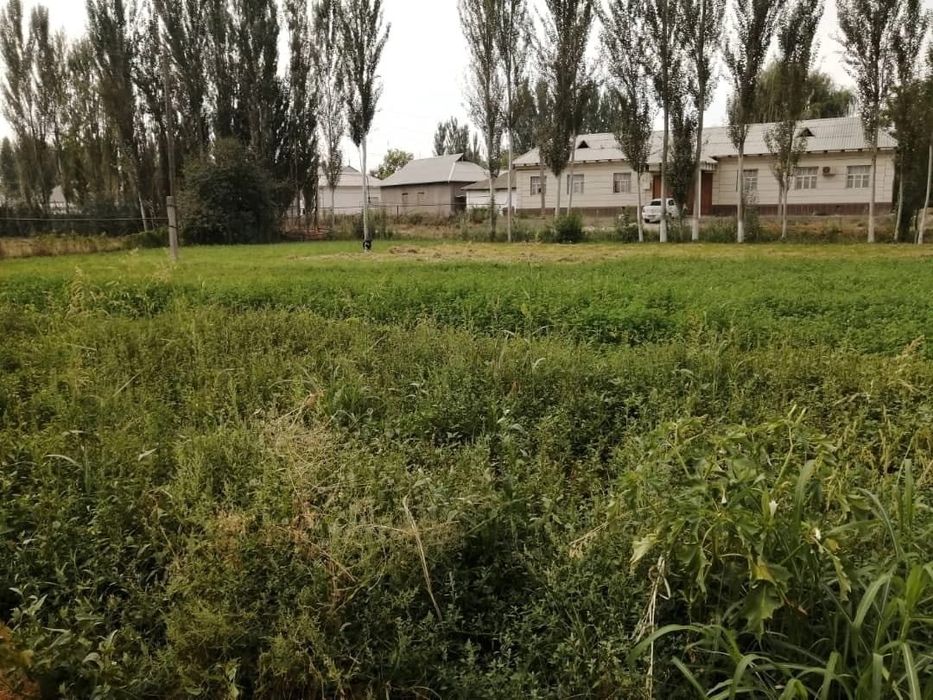 Уй сотилади катта хонадон