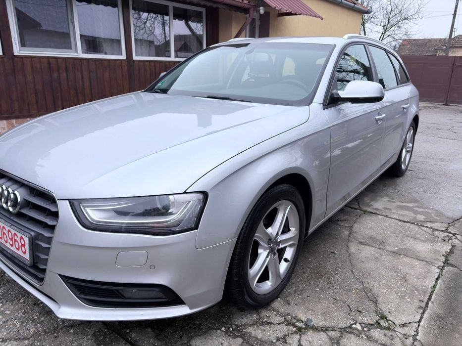 Audi A4 Avant QUATTRO 2014