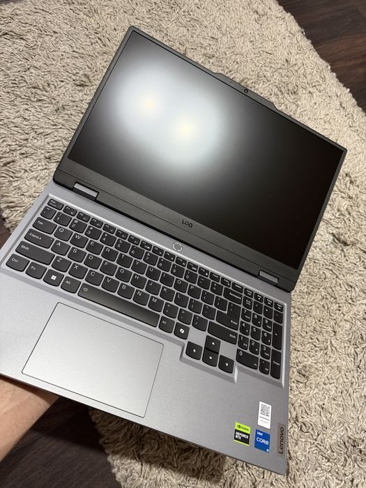 Lenovo LOQ 15IAX9 / i5-12600HX / RTX 4050 6gb / 24gb ram / 1TB ssd