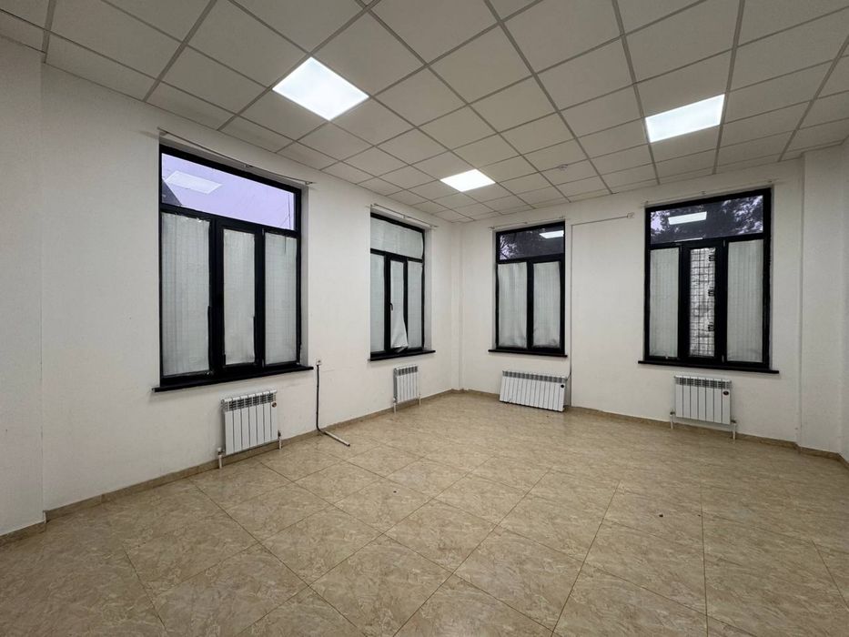 Аренда помещения под офис,клиника,учебный центр и т.д. ор: ул.Лутфи