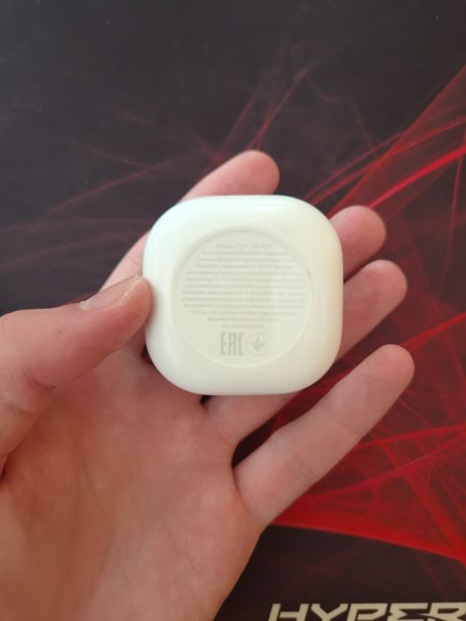 Продаю Galaxy Buds 2