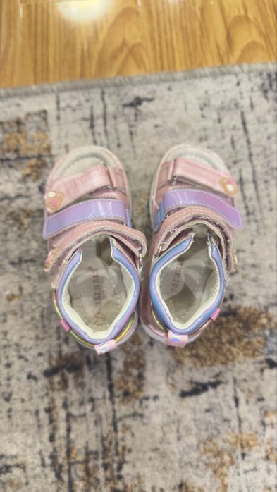 Детские сандали