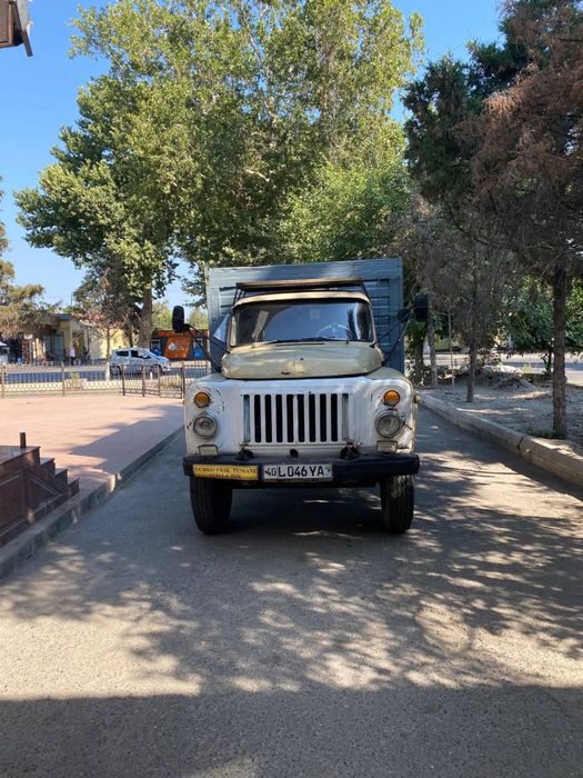 Gaz 53 Sotiladi