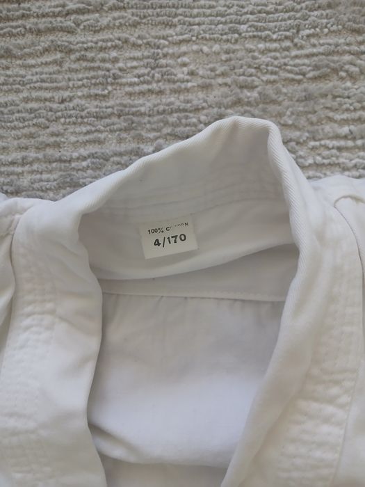 Продам кимоно!!!