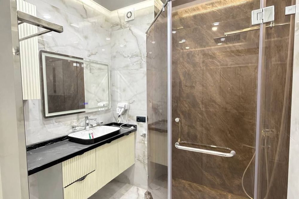 Мухташам Продается 2 комнатная квартира ремонт метро Минор Алайский