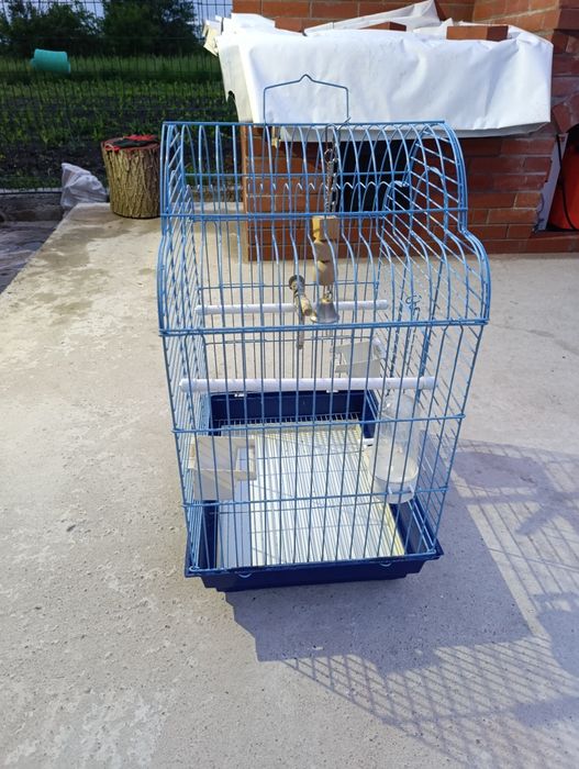 Cușcă mare de păsări