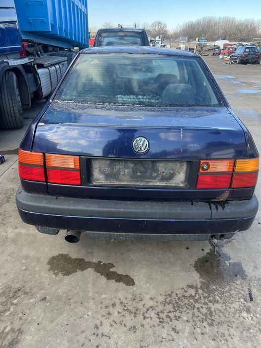 Volkswagen Vento 1.6 НА ЧАСТИ