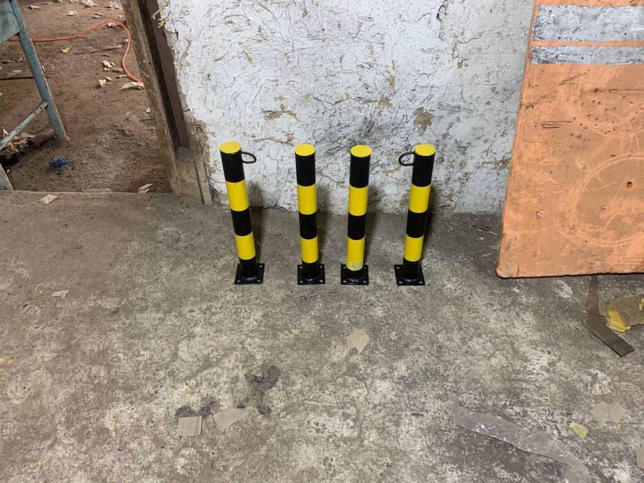 Парковочный барьер. Антипаркинг колесоотбойник шлагбаум для стоянка