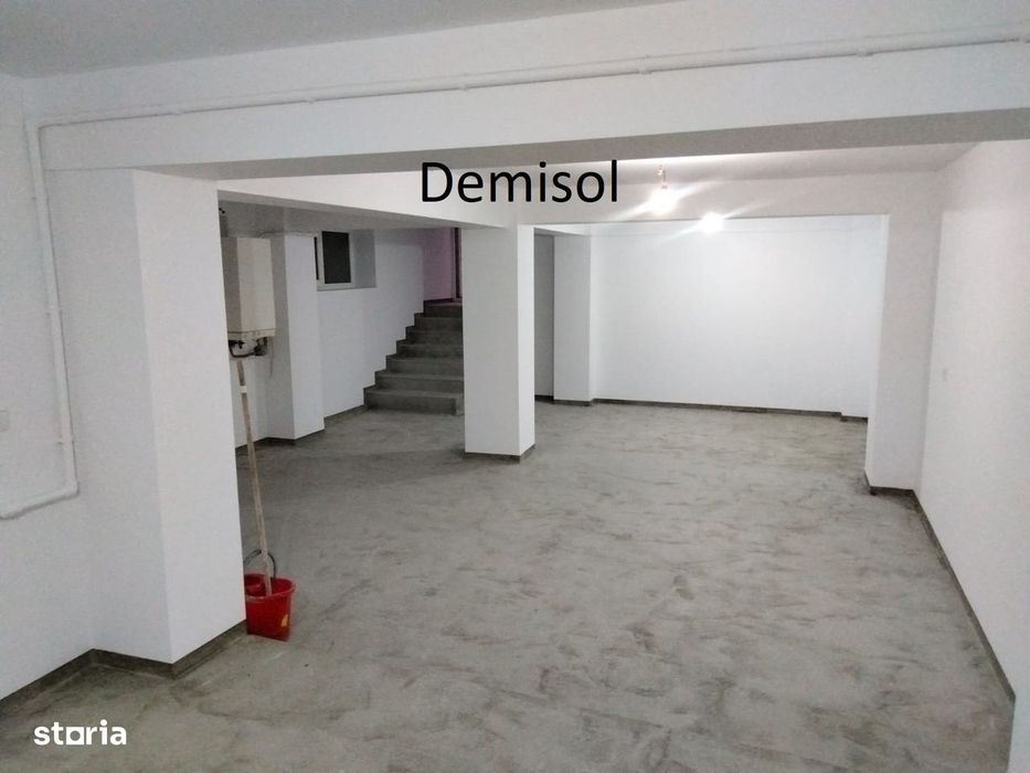 Spatiu comercial, Intrare Obcini