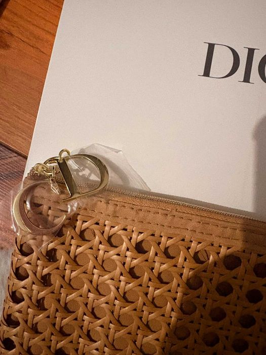 Poseta Dior 2026 ,editie limitata
