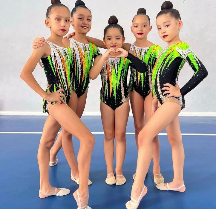 Гимнастический купальник