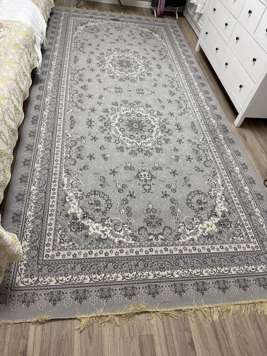 Продается ковер 2х4