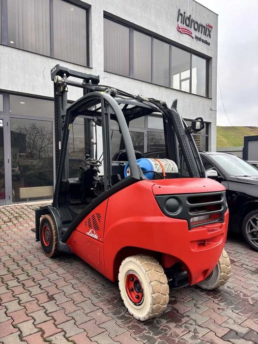 Stivuitor - Motostivuitor Linde H30T-01 An fabricație 2010