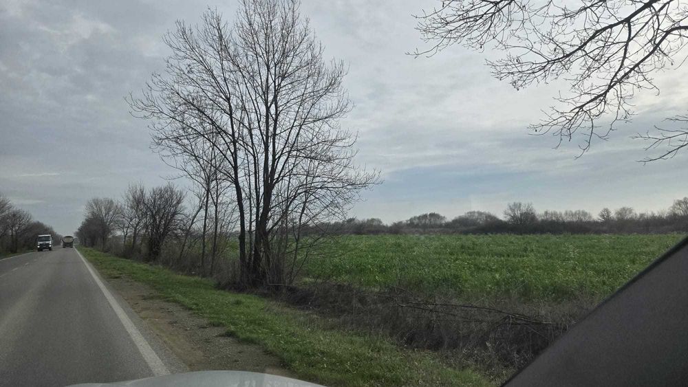 парцел на Окловръстен път на Стара Загора до базата на Лукойл