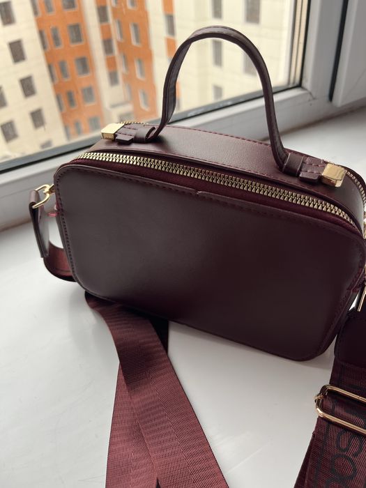 Сумка nursace бардового цвета