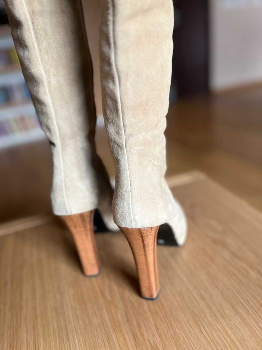 Ботуши чизми естествен велур цвят екрю 39 размер