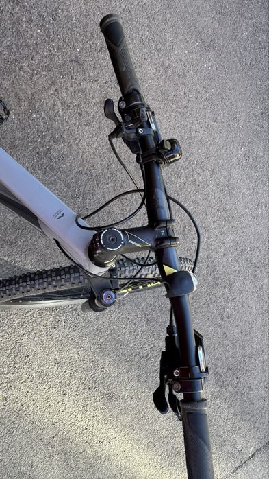 Bicicleta Cube Attention