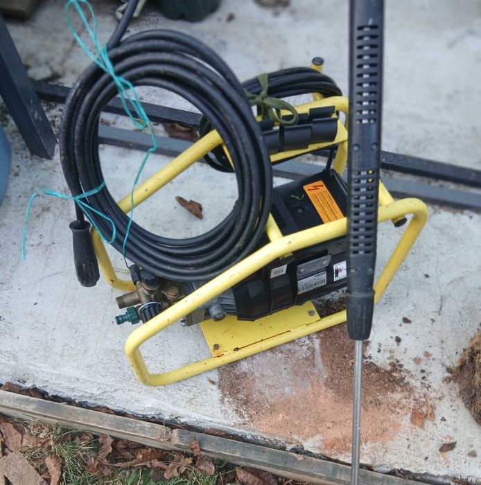 Професионална монофазна Водоструйка KARCHER