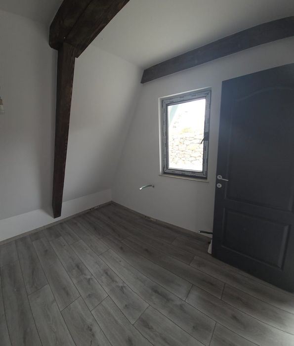 Vând cabana A-frame Damis