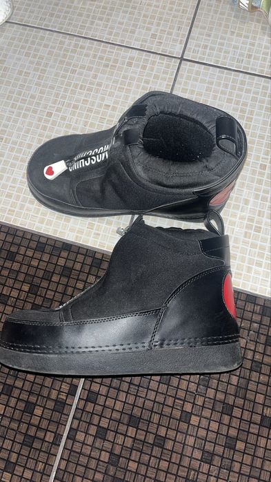 Love moschino ghete iarna