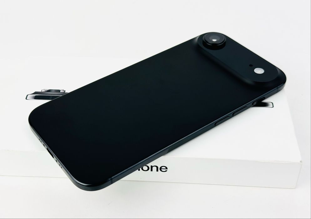 Apple iPhone 17 Air 256GB Black 100% Батерия! Гаранция!