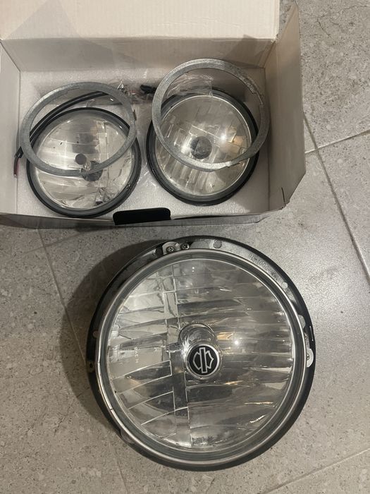 Vand parbriz si far cu proiectoare Electra Glide 2008-2013